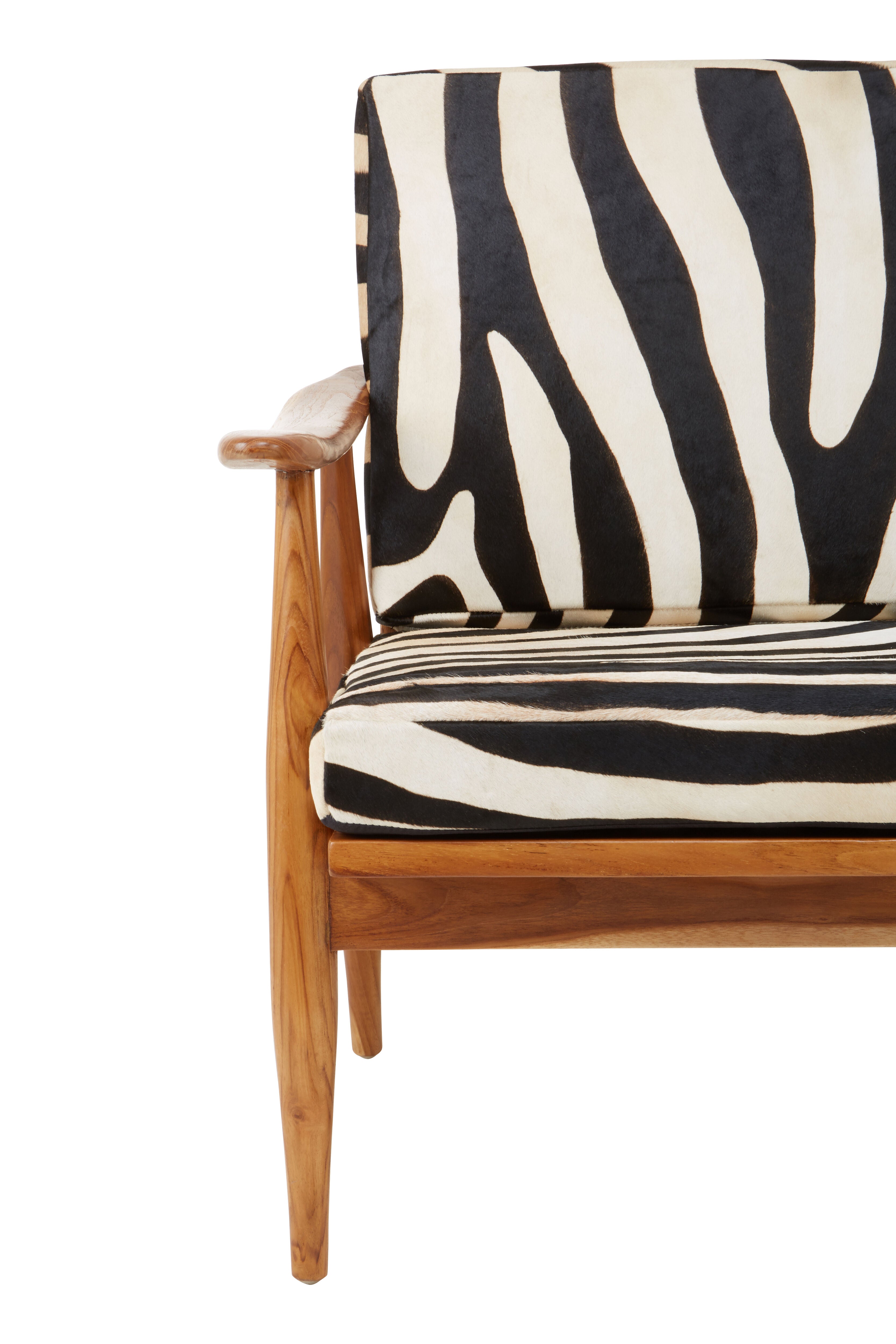 Senja Leather Zebra Pattern And Teak Chair