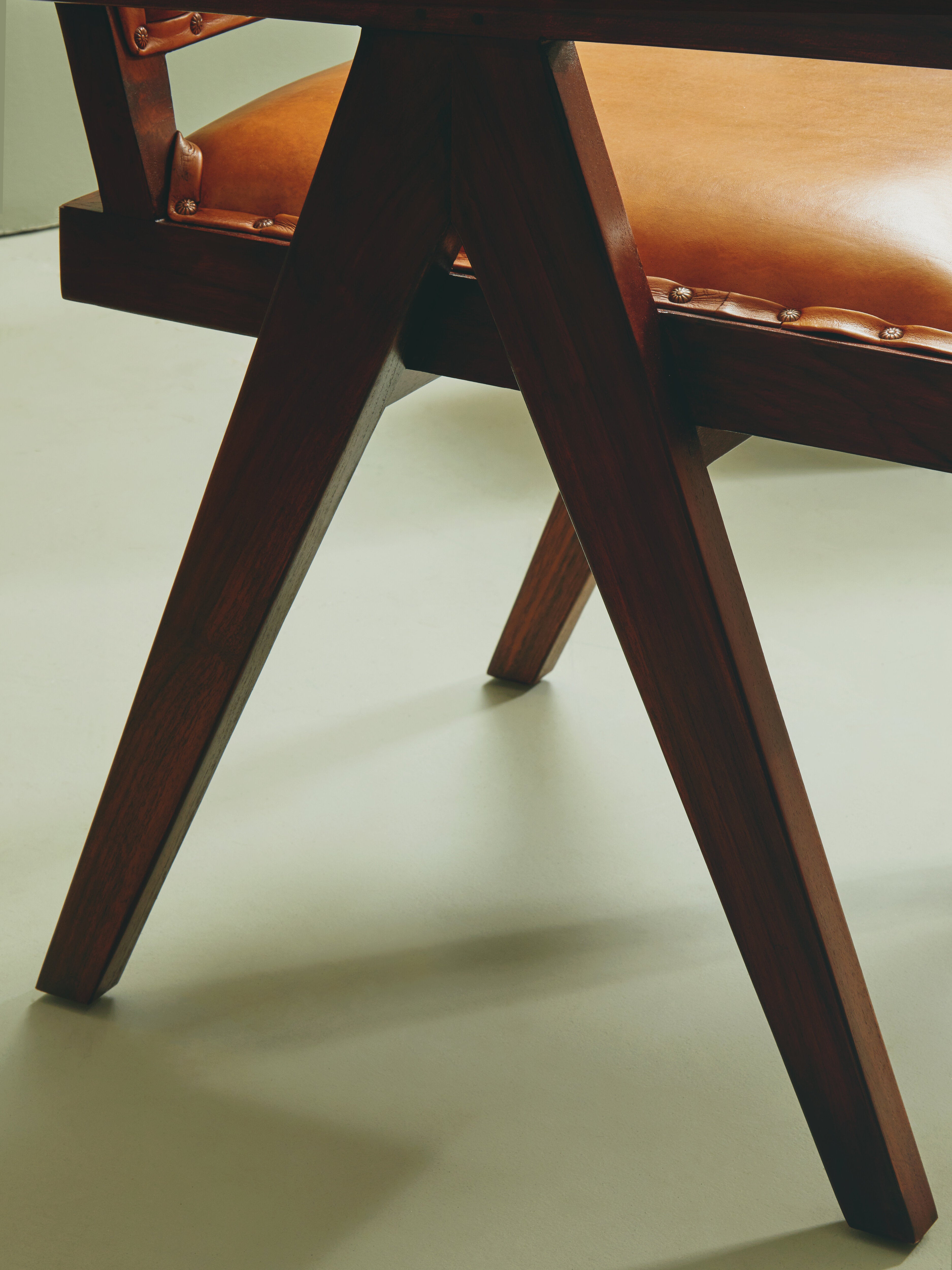 Sapa Small Angular Chair